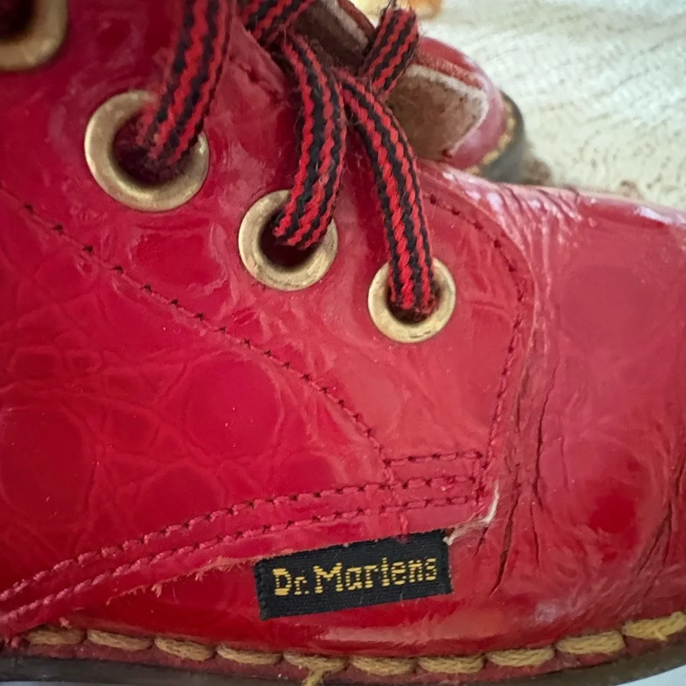 Dr Martens  kids Red Lace-Up Leather Boots
